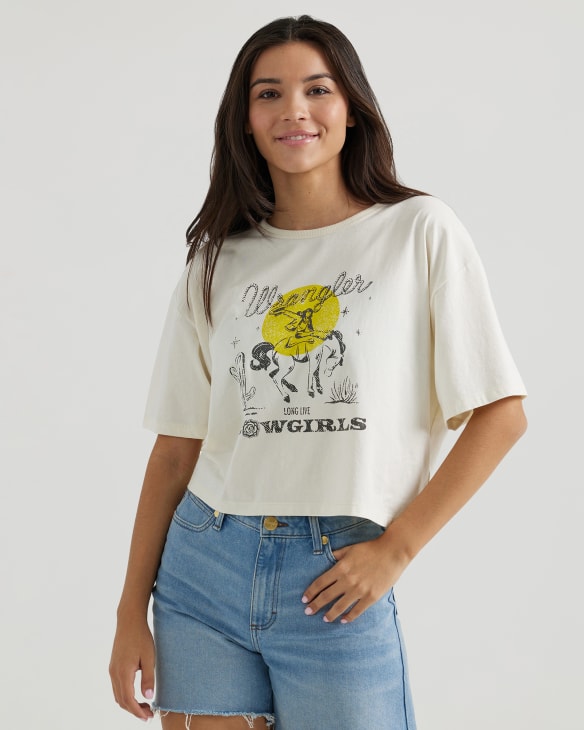 Wrangler® x Yellow Rose by Kendra Scott Boxy Crop Tee in Vanilla Ice