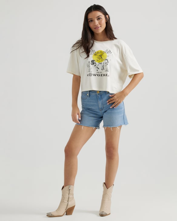 Wrangler® x Yellow Rose by Kendra Scott Boxy Crop Tee in Vanilla Ice